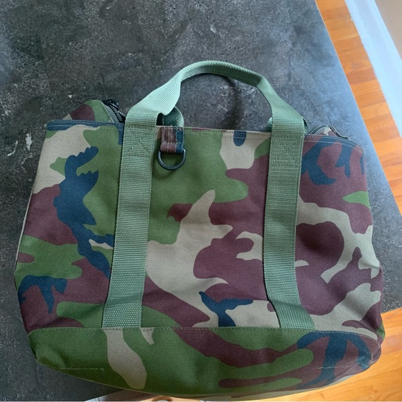 L.L. Bean Bags Ll Bean Hunters Tote Bag Medium With Zipper Top Camo